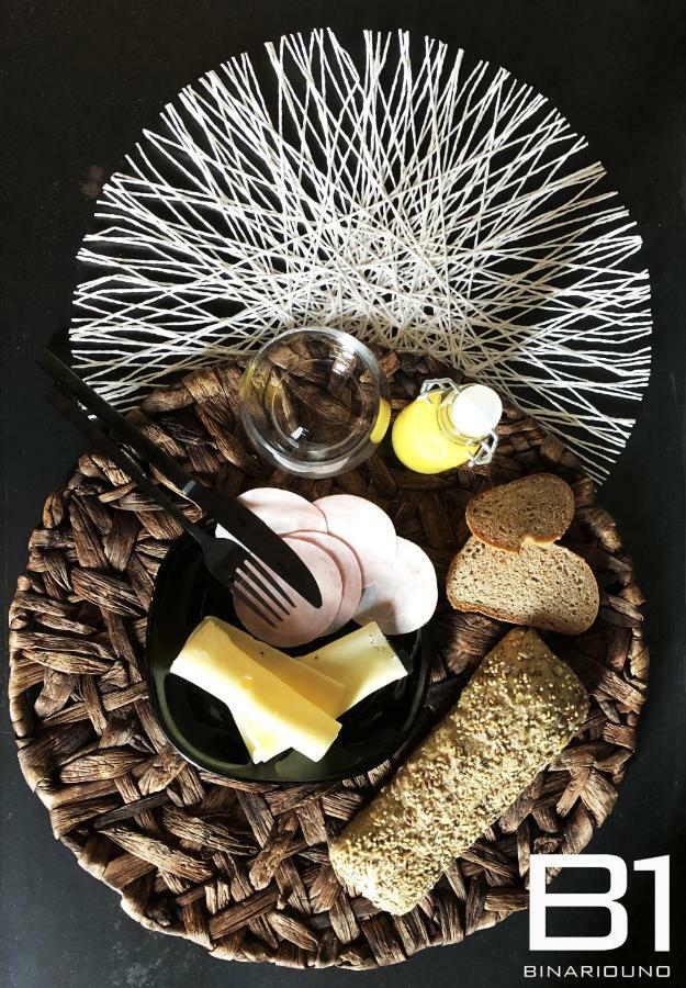 Binariouno Bed & Breakfast Bologna Bagian luar foto
